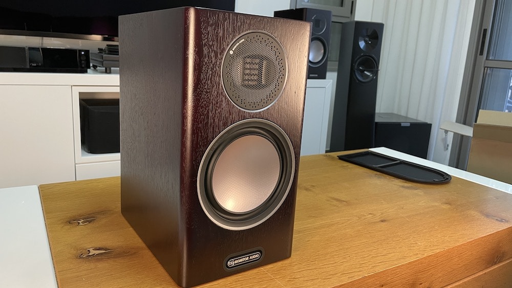Monitor Audio Gold 100: פתיחת אריזה