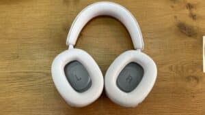 Bowers-Wilkins-Px7-S2-9