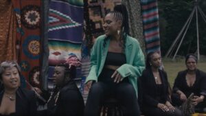 Video Thumbnail: Allison Russell - The Returner (Visualizer)