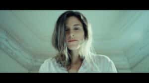 Video Thumbnail: Kinga Głyk - Fast Life (Official Video)