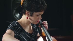 Video Thumbnail: Ana Carla Maza - Huayno