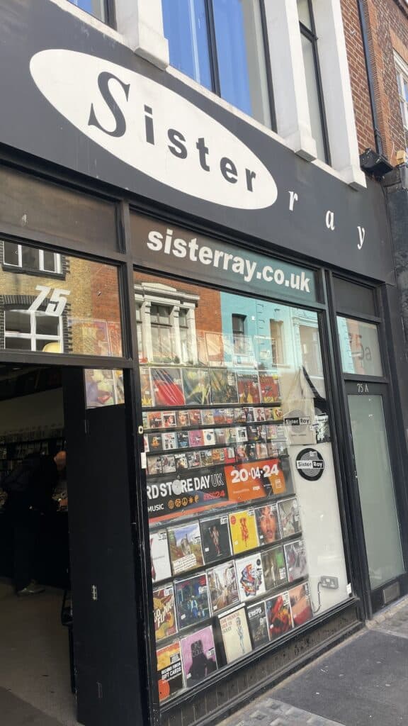 חנויות תקליטים בלונדון - Sister Ray