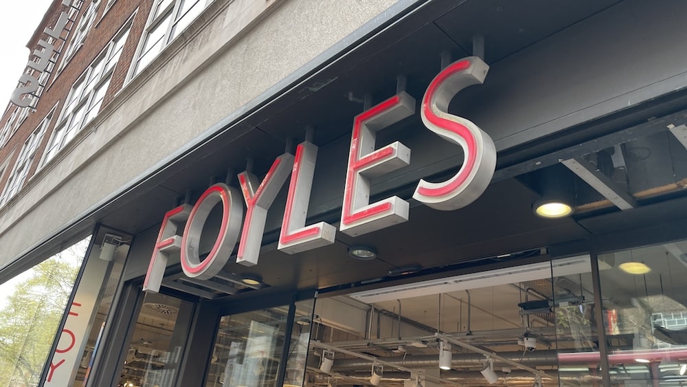 חנויות תקליטים בלונדון - Foyles