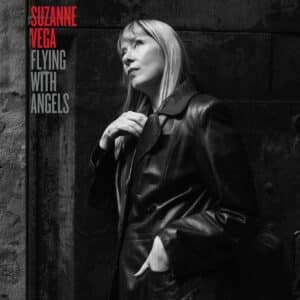 אלבום השבוע של זמרות כותבות: Suzanne Vega - Flying with Angels