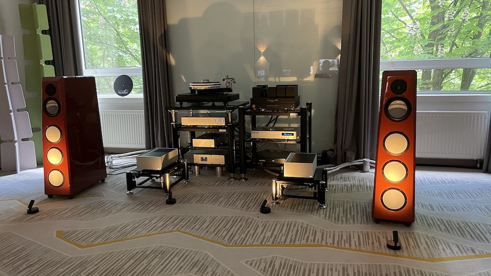 HiFi Deluxe 2025 Von Schweikert Audio