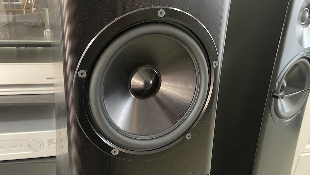 YG Acoustics Vantage 3