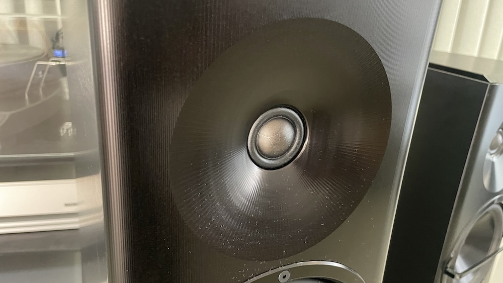 YG Acoustics Vantage 3