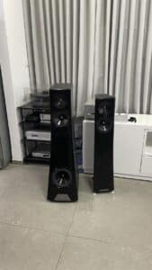 YG Acoustics Vantage 3 8