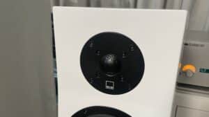 SVS Ultra Evolution Bookshelf 24