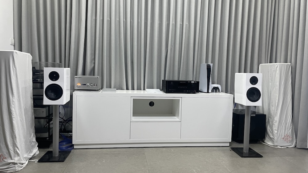 SVS Ultra Evolution Bookshelf