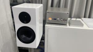 SVS Ultra Evolution Bookshelf