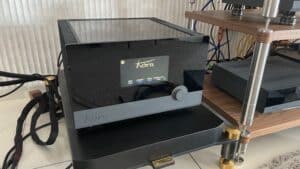 לוינסון אודיו 9