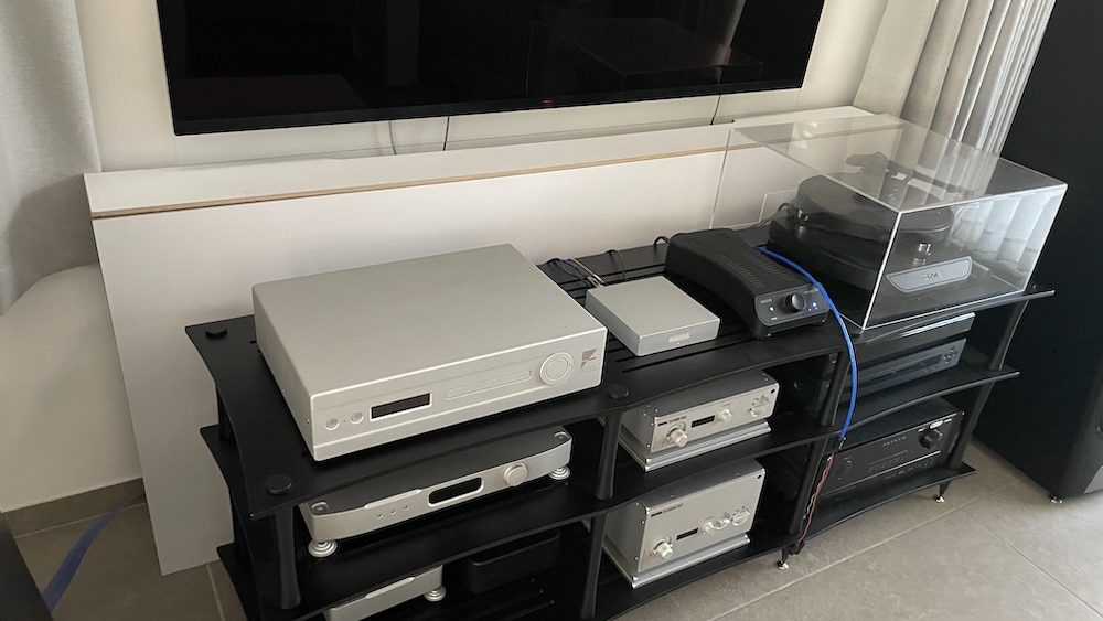 הסתרת כבלים