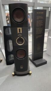 תערוכת-מינכן-2022-4-18-576x1024